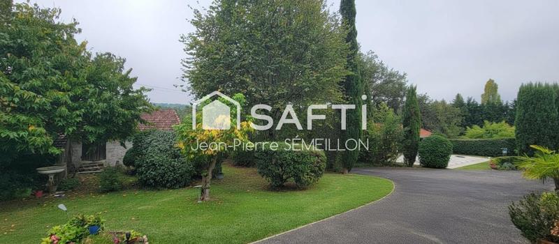 Maison - 219 m² - 8 pièces