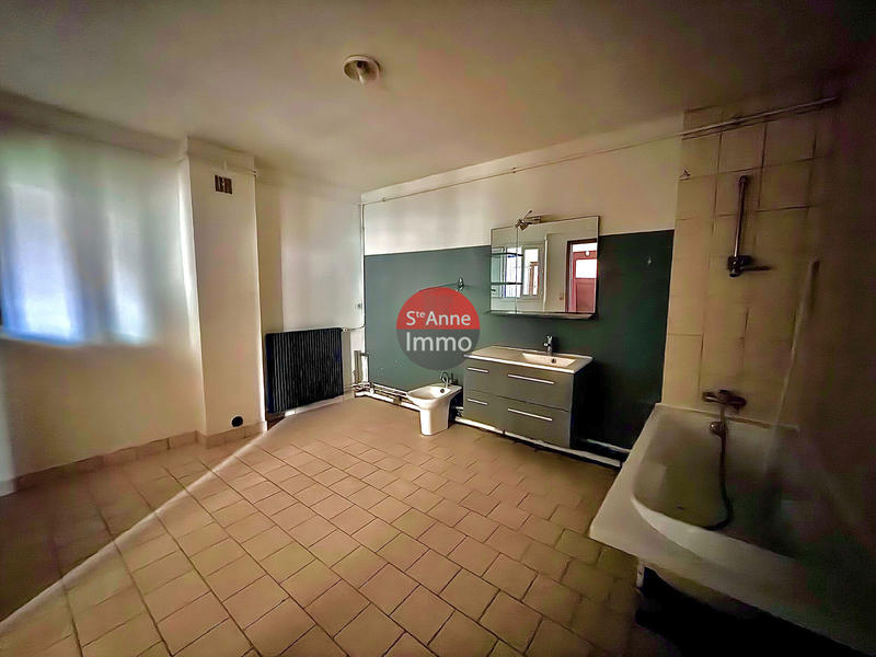 Maison - 145 m² - 6 pièces