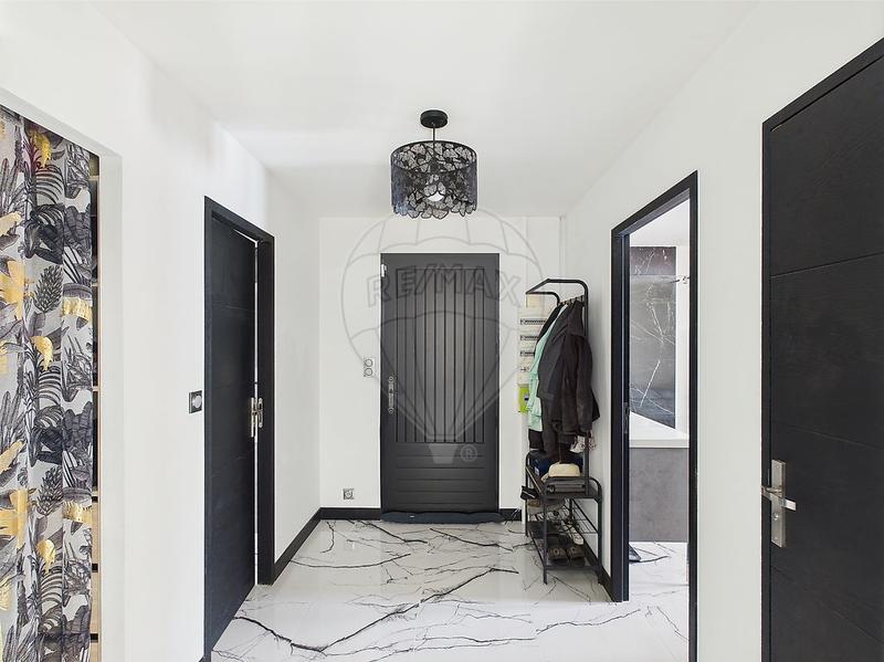 Maison - 172 m² - 5 pièces