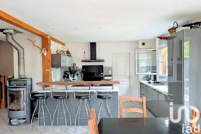 Maison - 135 m² - 7 pièces