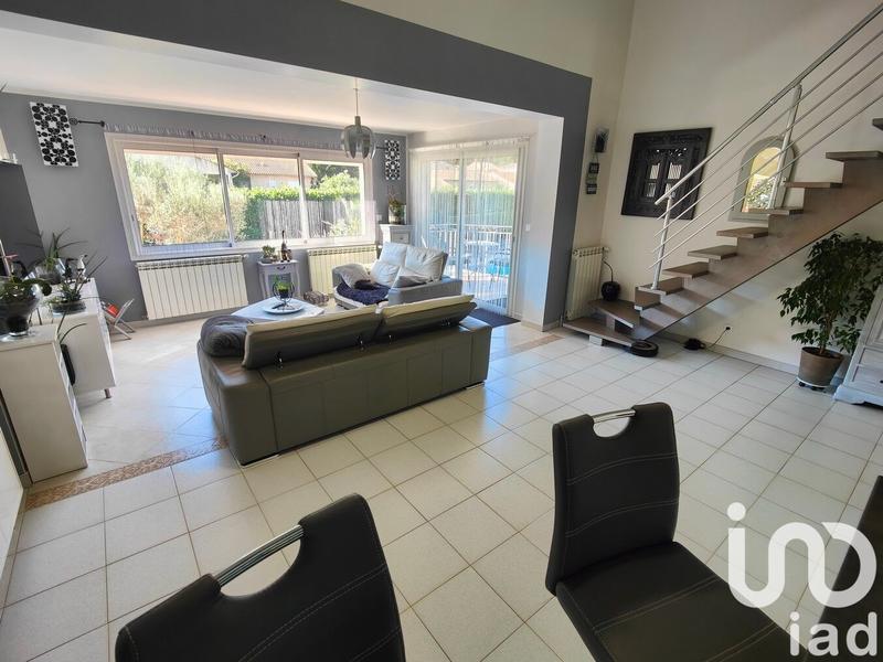 Maison - 169 m² - 6 pièces