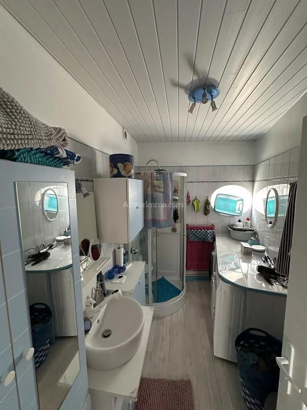 Appartement - 85 m² - 3 pièces