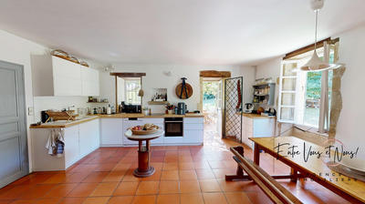 Maison ancienne - 274 m² - 14 pièces