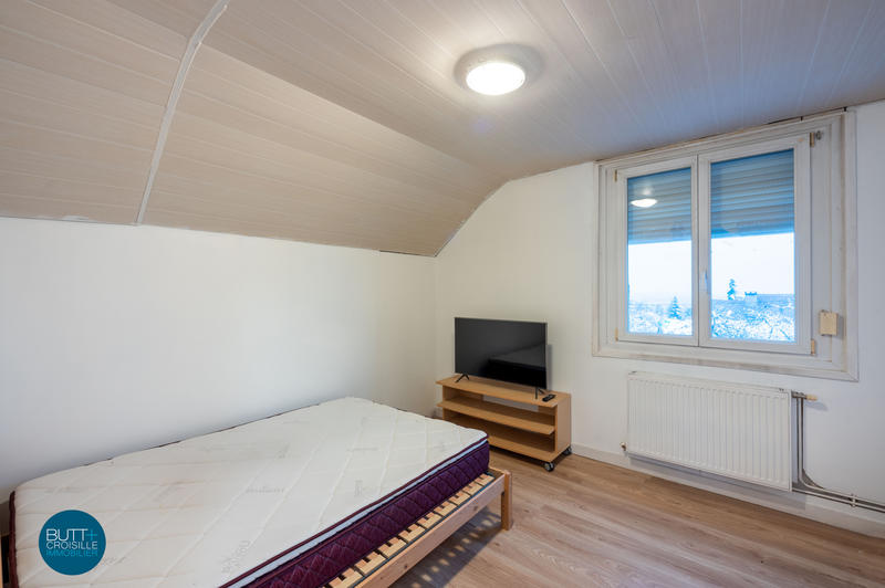 Maison - 96 m² - 4 pièces