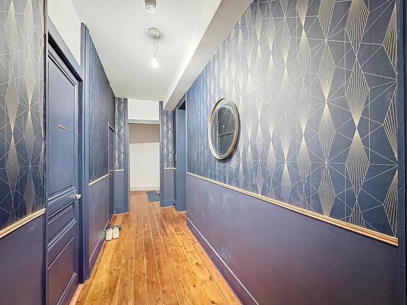 Appartement - 300 m² - 13 pièces