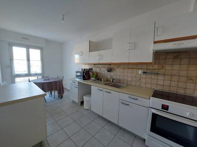 Maison - 91 m² - 6 pièces