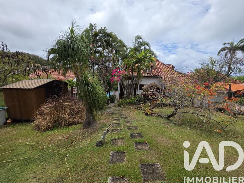 Maison - 127 m² - 4 pièces