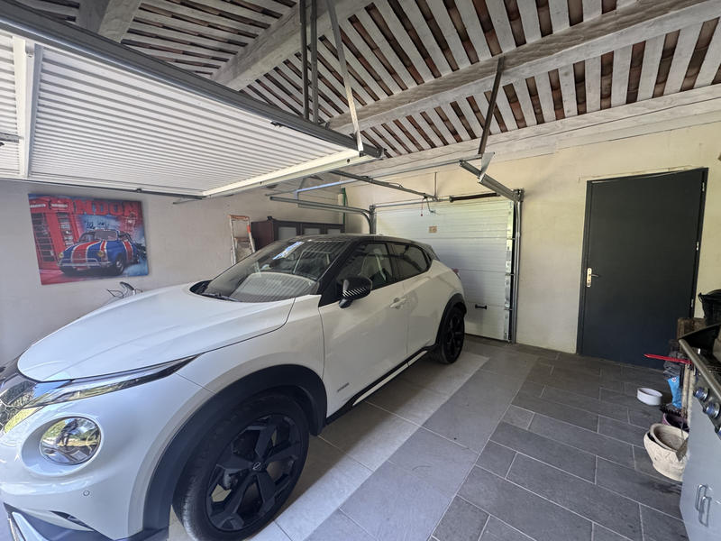 Villa - 160 m² - 10 pièces