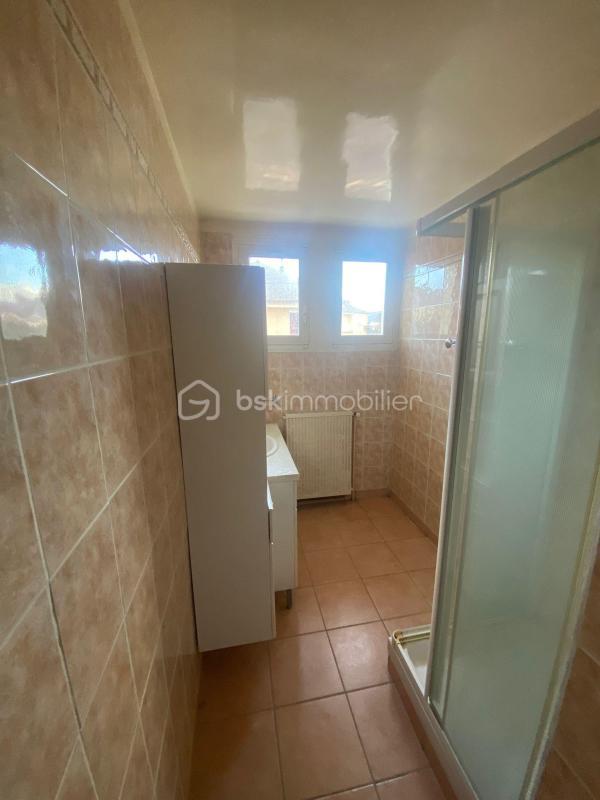 Maison traditionnelle - 102 m² - 5 pièces