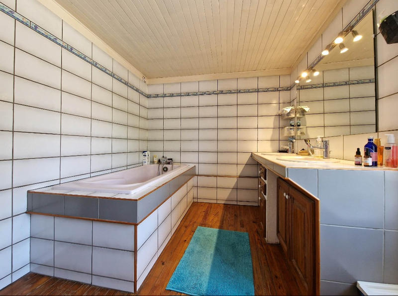 Maison - 136 m² - 6 pièces