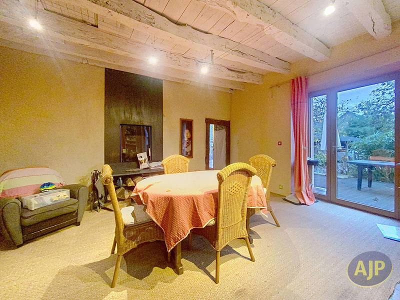 Maison - 140 m² - 6 pièces