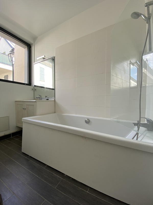 Maison - 98 m² - 5 pièces