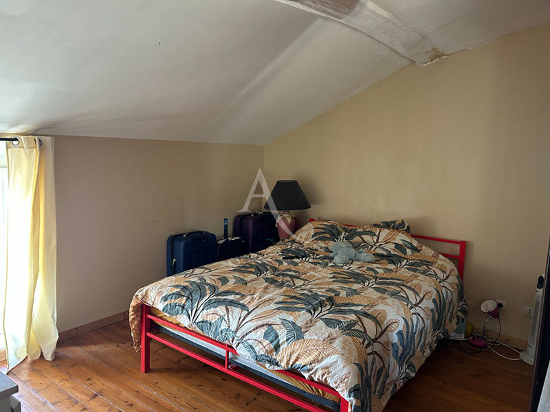 Maison - 268 m² - 11 pièces