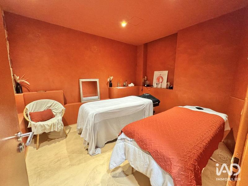 Local commercial - 221 m²