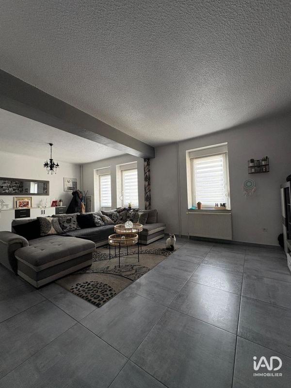 Maison - 211 m² - 6 pièces