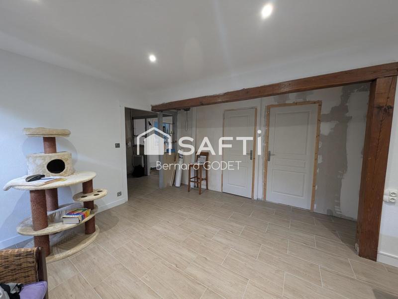 Maison - 85 m² - 3 pièces