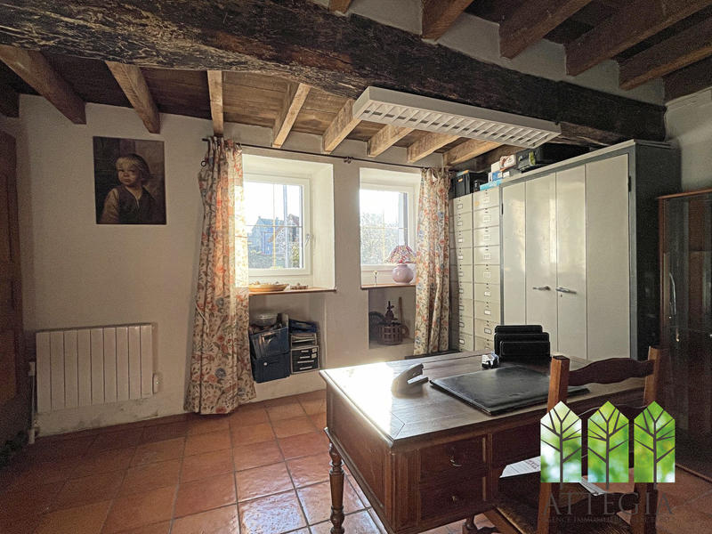 Maison ancienne - 255 m² - 9 pièces