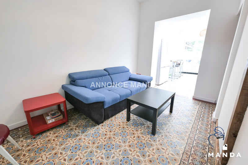 Chambre - 10 m² - 5 pièces