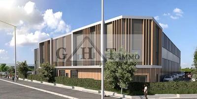 Entrepôt - 3 428 m²