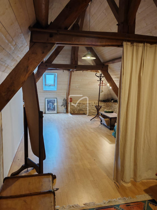 Maison - 179 m² - 6 pièces