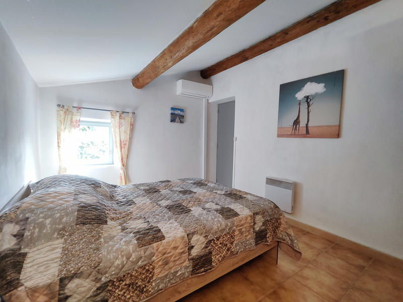 Mas - 77 m² - 5 pièces