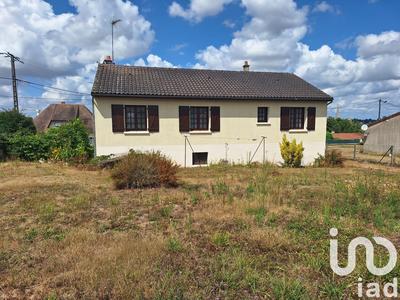 Maison de village - 90 m² - 5 pièces