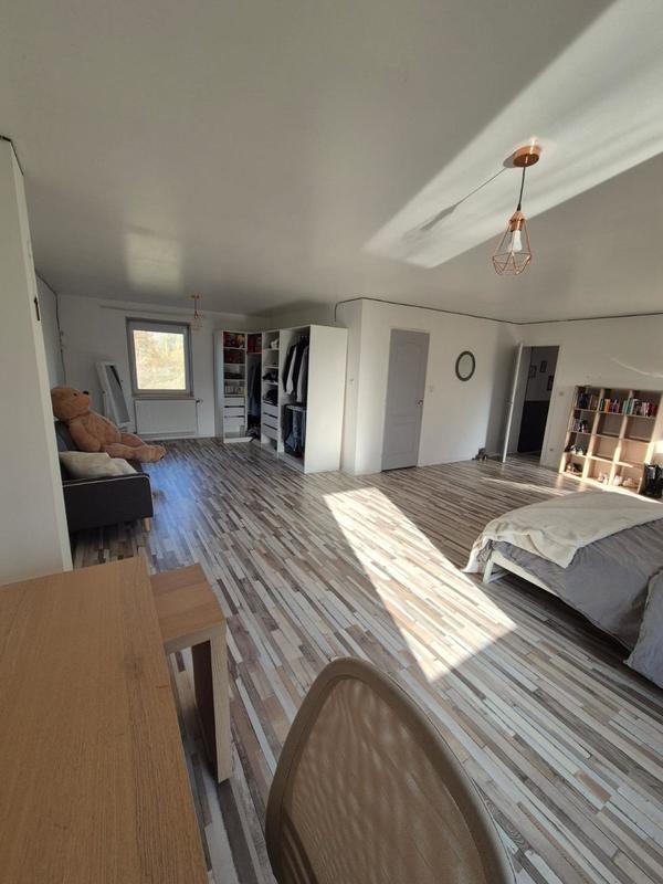 Maison - 400 m² - 5 pièces