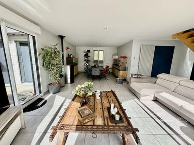 Maison contemporaine - 142 m² - 7 pièces