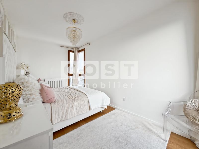 Appartement - 95 m² - 5 pièces