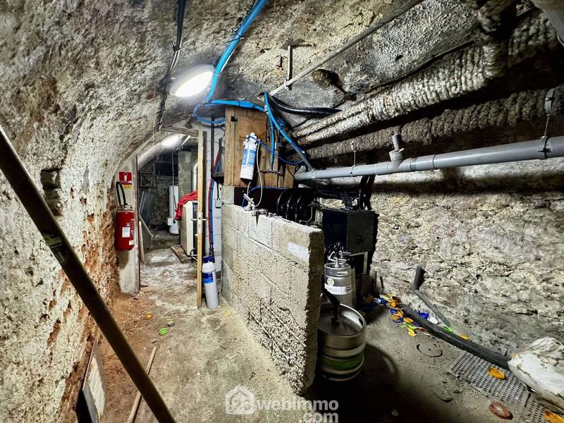 Local commercial - 102 m² - 3 pièces