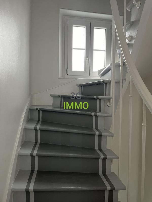 Maison en pierre - 174 m² - 7 pièces