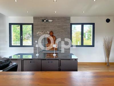 Maison - 162 m² - 5 pièces