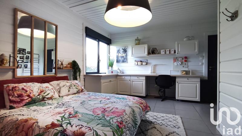 Maison - 230 m² - 6 pièces