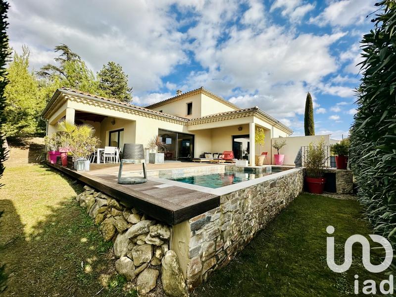 Maison - 162 m² - 4 pièces