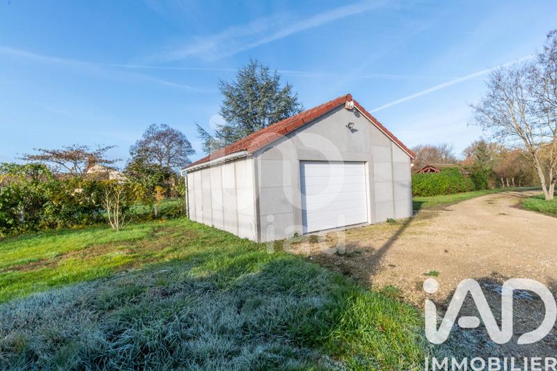 Maison - 203 m² - 7 pièces