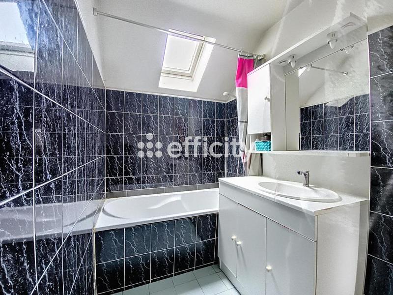 Pavillon - 75 m² - 4 pièces