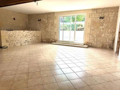 Propriété - 250 m² - 7 pièces