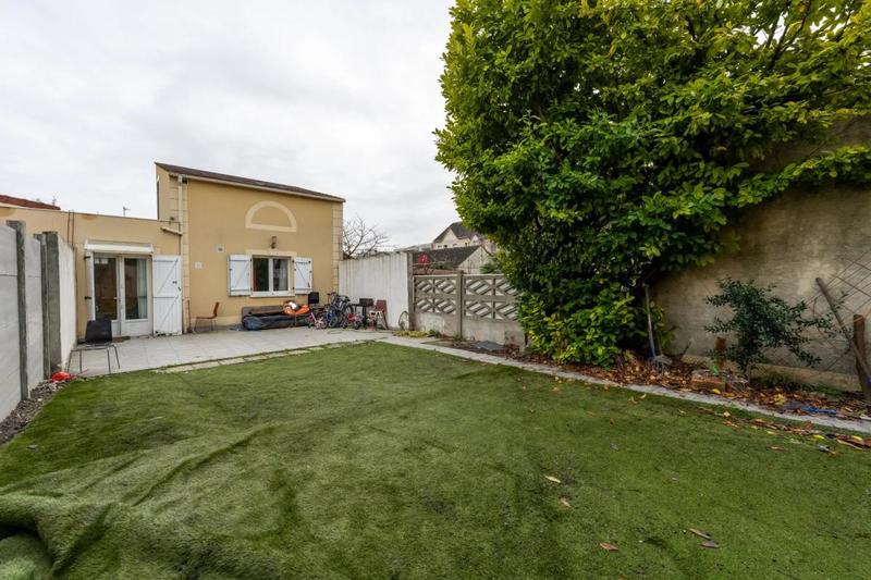 Maison - 131 m² - 6 pièces