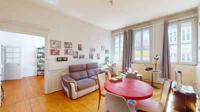 Appartement - 97 m² - 3 pièces