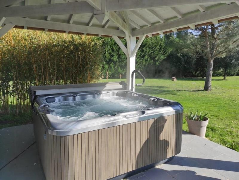 Villa - 220 m² - 7 pièces