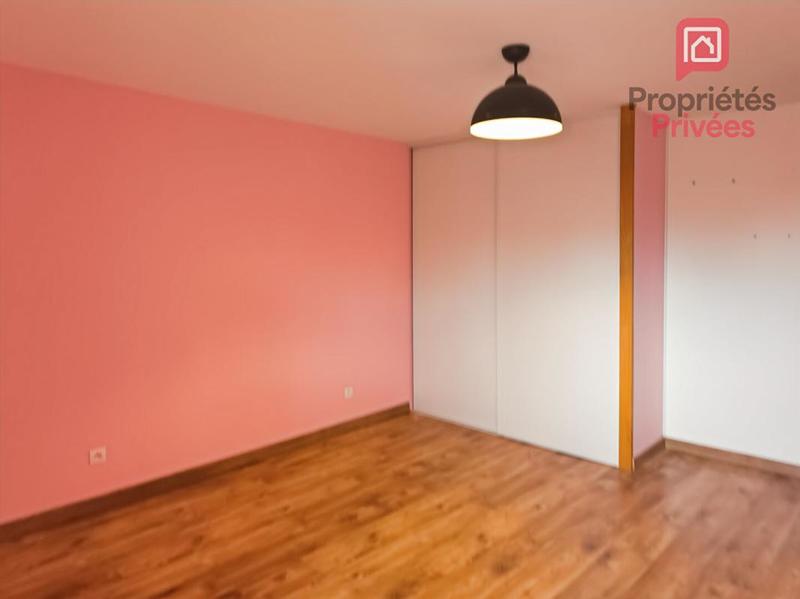 Maison - 229 m² - 8 pièces