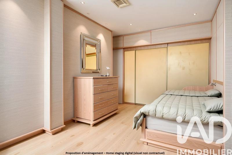 Maison - 137 m² - 6 pièces