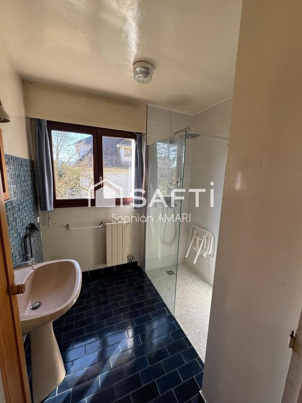 Maison - 142 m² - 7 pièces