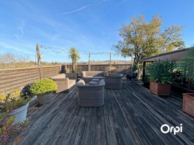 Villa - 280 m² - 6 pièces