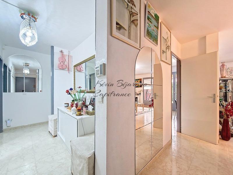 Appartement - 89 m² - 4 pièces