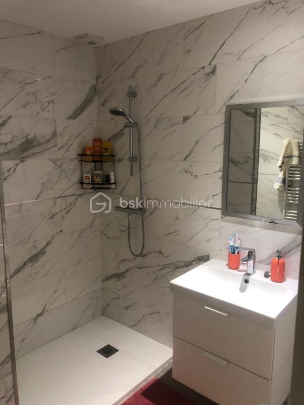 Maison - 161 m² - 7 pièces