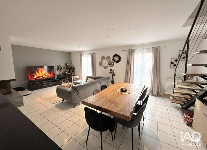 Maison - 135 m² - 6 pièces