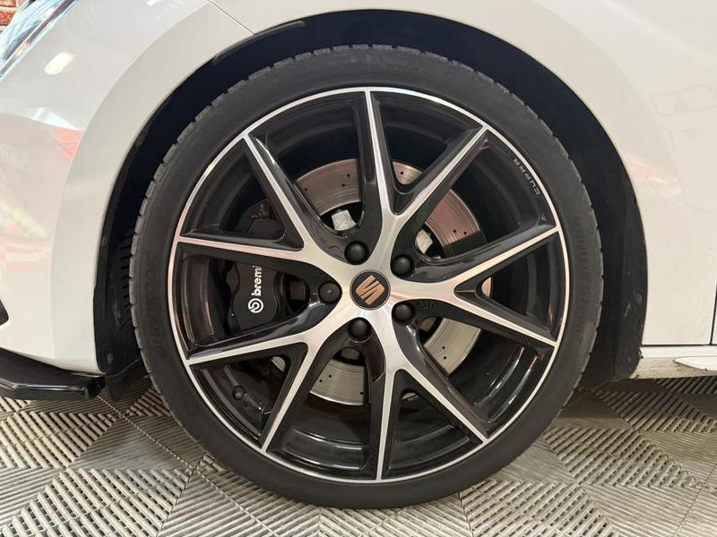 Seat Leon 2.0 Tsi 290 Cupra Performance Dsg7
