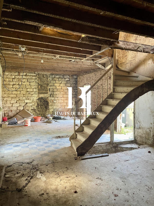 Maison - 100 m² - 6 pièces