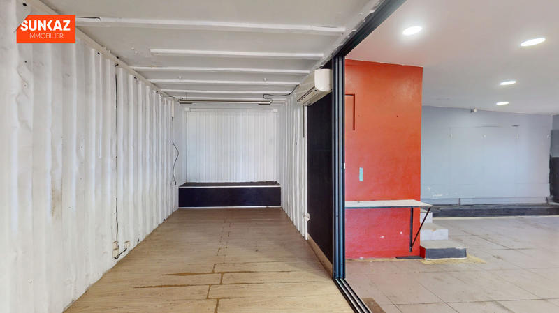 Local d'activités - 120 m² - 1 pièce